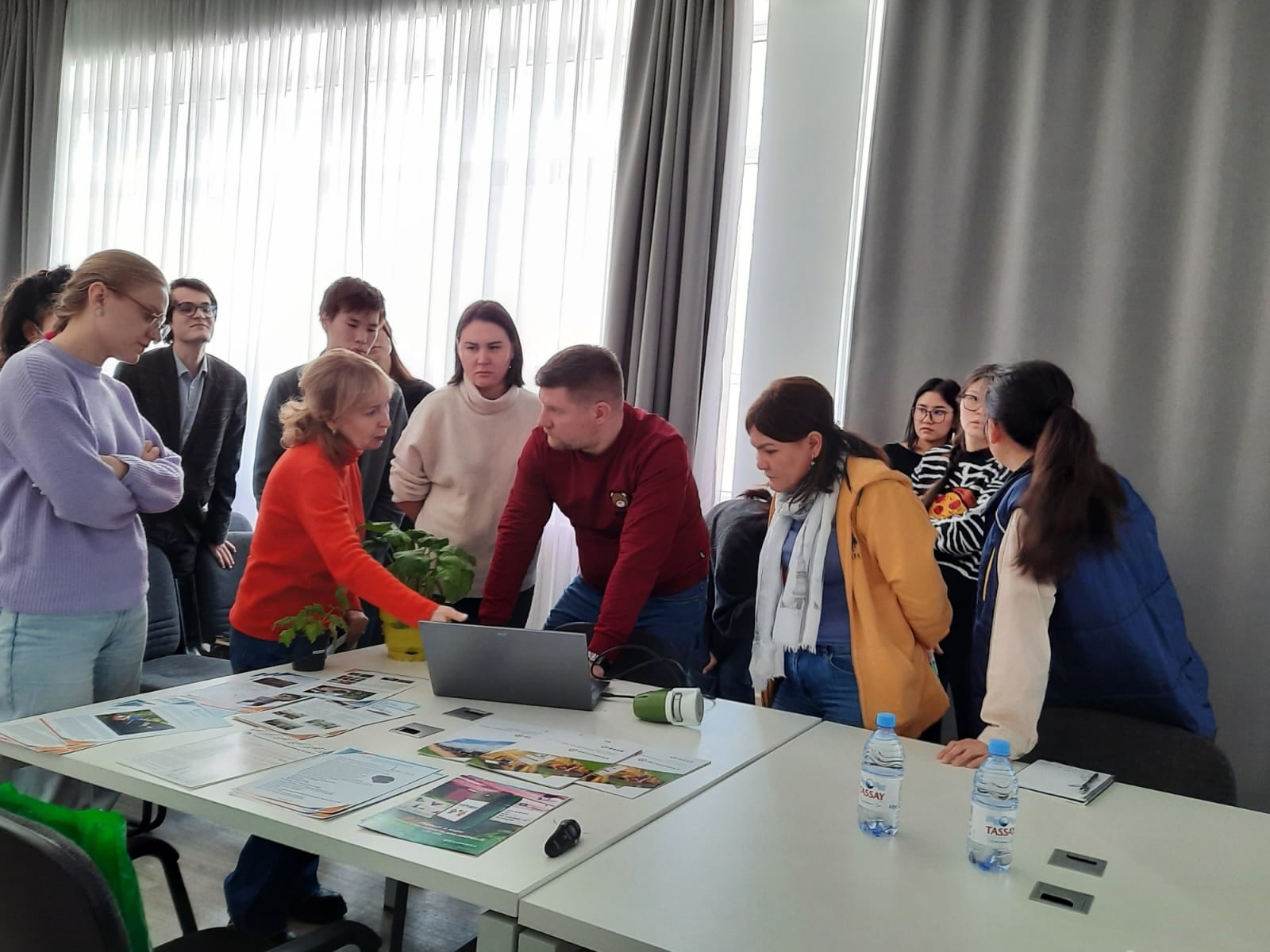 Семинар компании "Феномика" в городе Алматы Семинар компании "Феномика" в городе Алматы